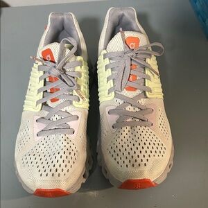 On Running Womens Sz 7.5 Gray and Orange Athletic Shoes